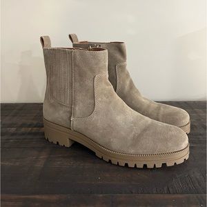Tan Suede Women’s Lucky Brand Chelsea Boot Size 8.5